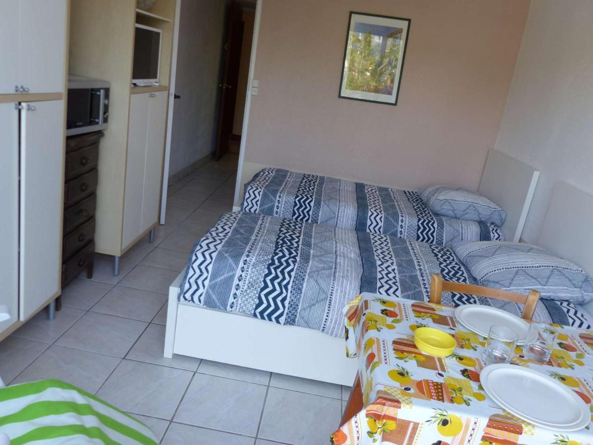 Studio Cosy Avec Tv Et Cuisine Equipee, Bord De Mer Le Lavandou - Fr-1-308-34 Exteriér fotografie